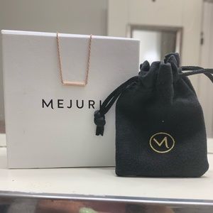 Mejuri Rose Gold Diamond Bar necklace
